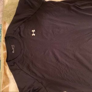 Under Armor workout dry fit shirt